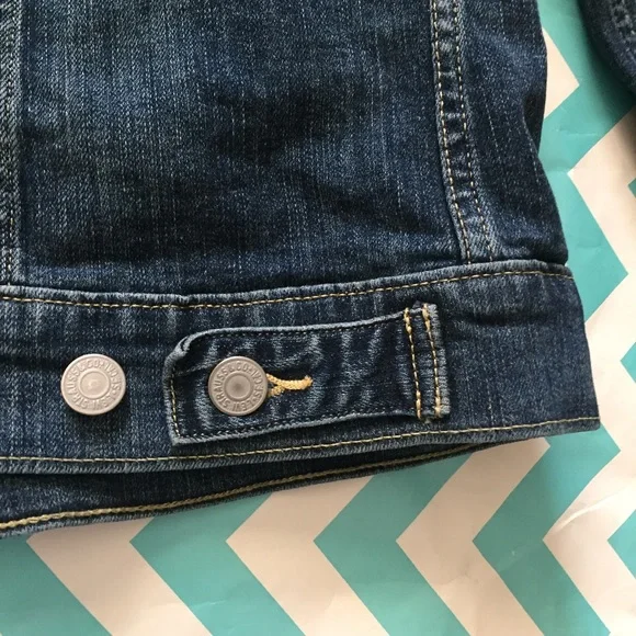 Levi's Blue Denim Trucker Jacket - Picture 7 of 8